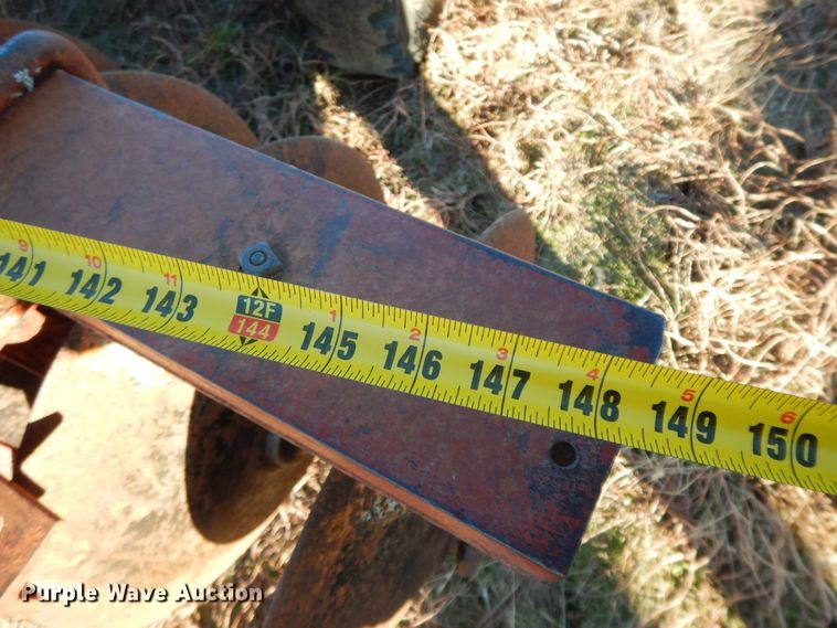 image for item HG9334 International  tandem disk