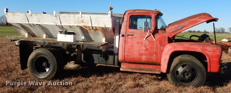 image for item HG9335 1956 Ford F600  applicator truck