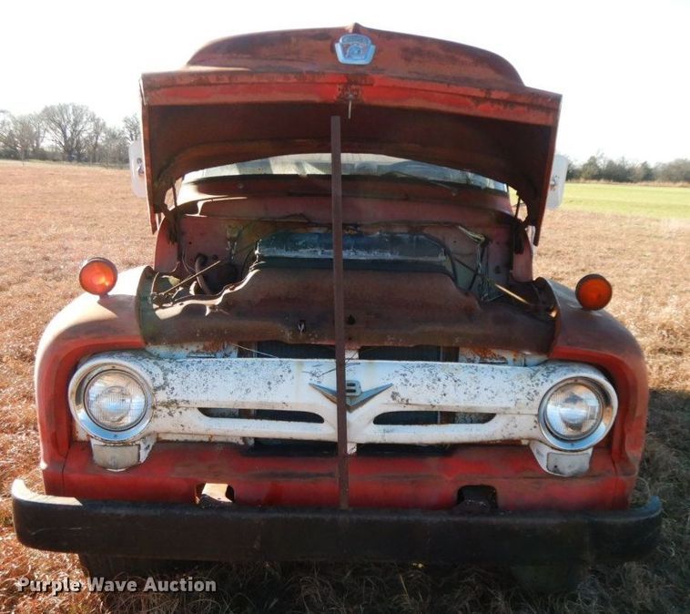 image for item HG9335 1956 Ford F600  applicator truck