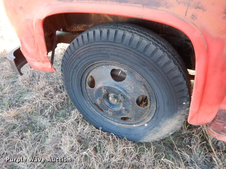 image for item HG9335 1956 Ford F600  applicator truck