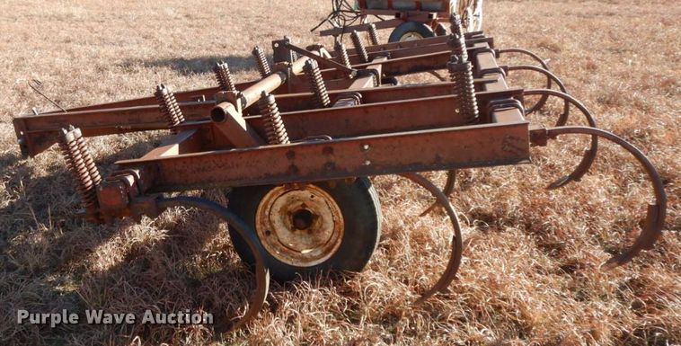 image for item HG9336 Bush Hog 600  chisel