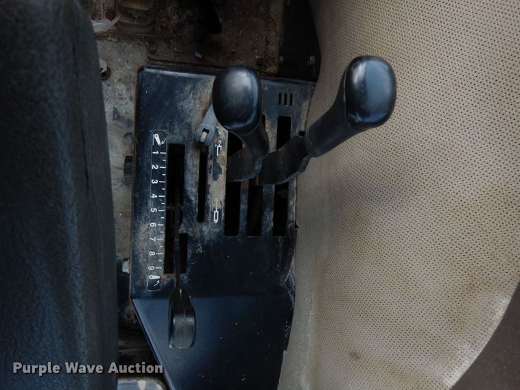 image for item HG9340 2008 John Deere 5603  MFWD tractor