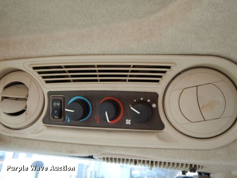 image for item HG9340 2008 John Deere 5603  MFWD tractor