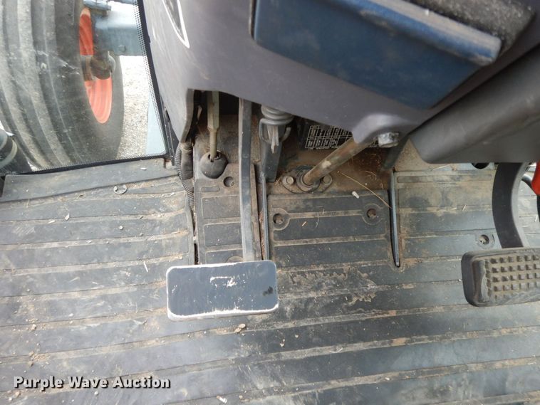 image for item HG9349 Kubota M9000  tractor