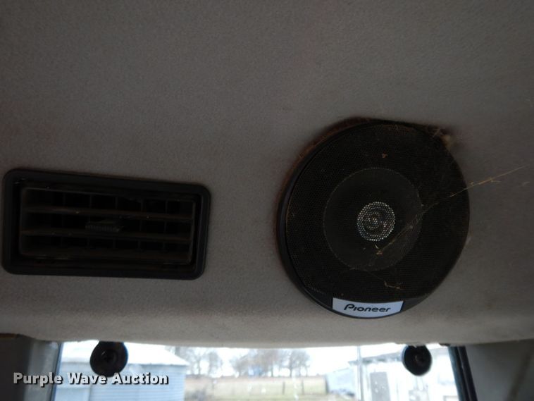 image for item HG9349 Kubota M9000  tractor