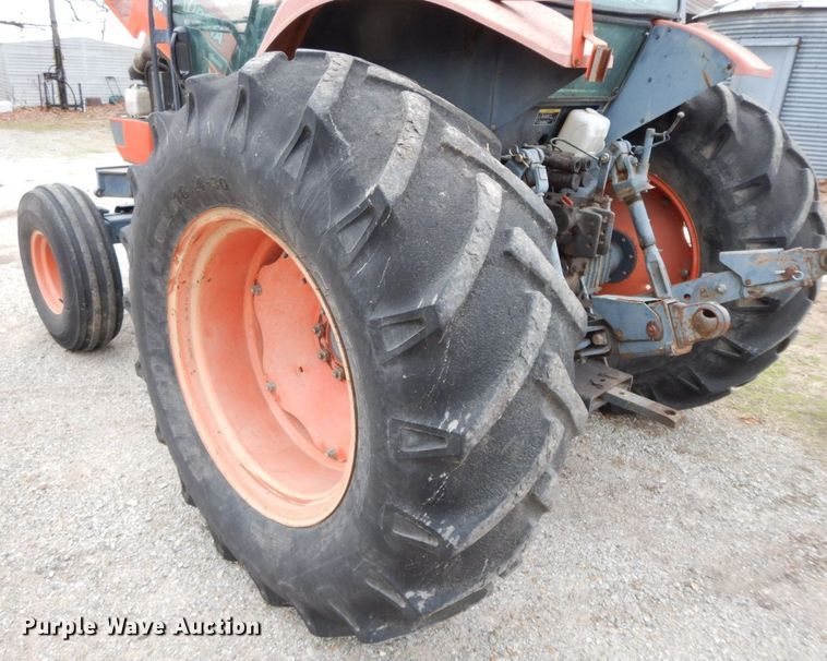 image for item HG9349 Kubota M9000  tractor