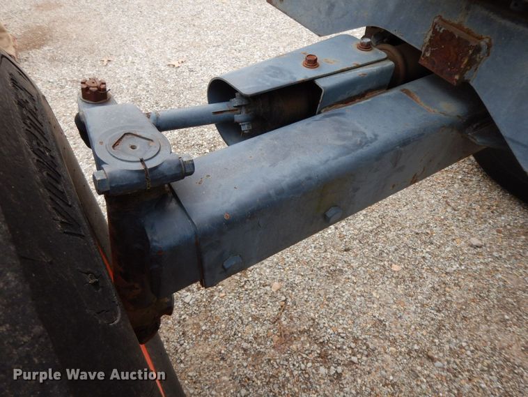 image for item HG9349 Kubota M9000  tractor