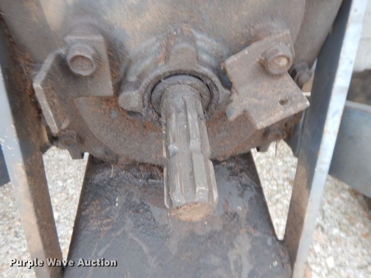 image for item HG9349 Kubota M9000  tractor