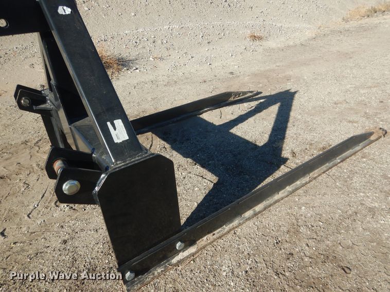 image for item HQ9535 MDS  bale carrier