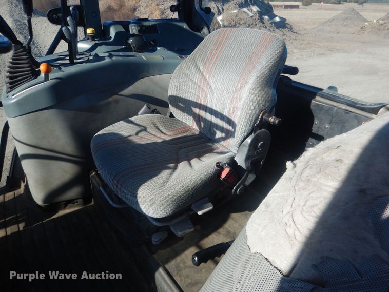 image for item HQ9537 2004 McCormick MTX120  MFWD tractor