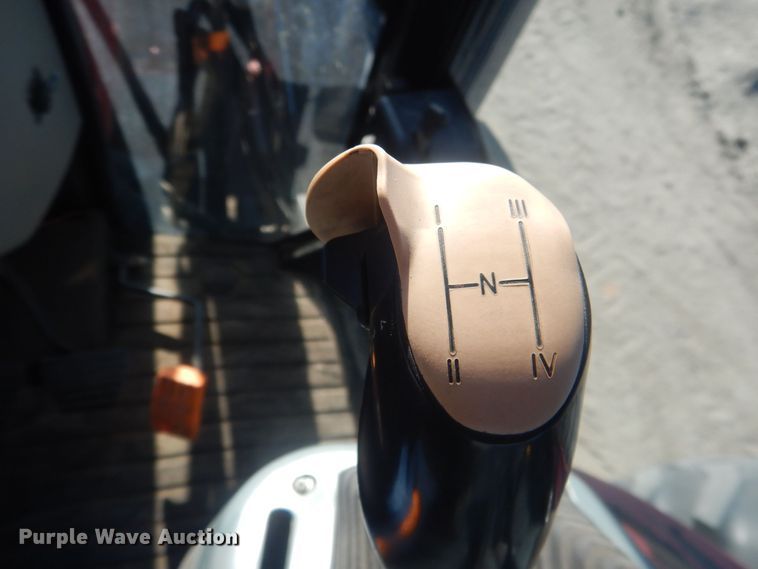 image for item HQ9537 2004 McCormick MTX120  MFWD tractor