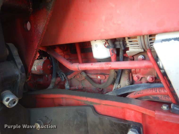 image for item HQ9537 2004 McCormick MTX120  MFWD tractor