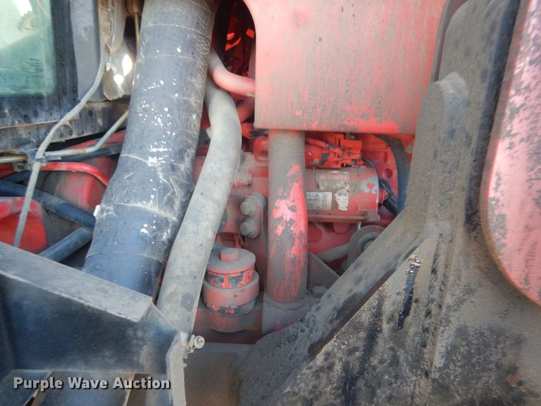 image for item HQ9537 2004 McCormick MTX120  MFWD tractor