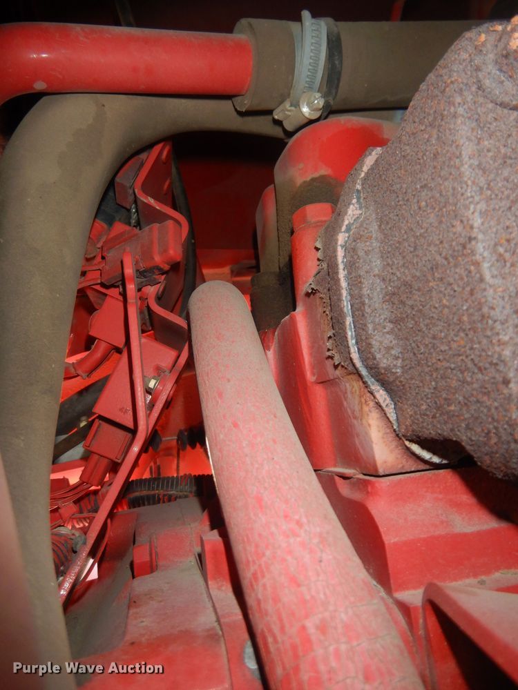 image for item HQ9537 2004 McCormick MTX120  MFWD tractor