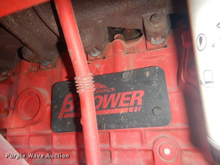 image for item HQ9537 2004 McCormick MTX120  MFWD tractor