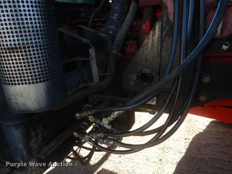 image for item HQ9537 2004 McCormick MTX120  MFWD tractor