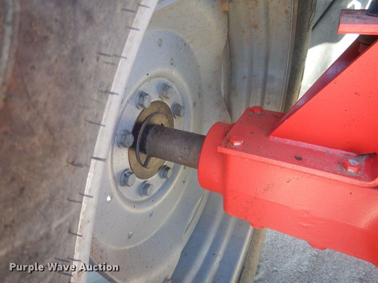 image for item HQ9537 2004 McCormick MTX120  MFWD tractor