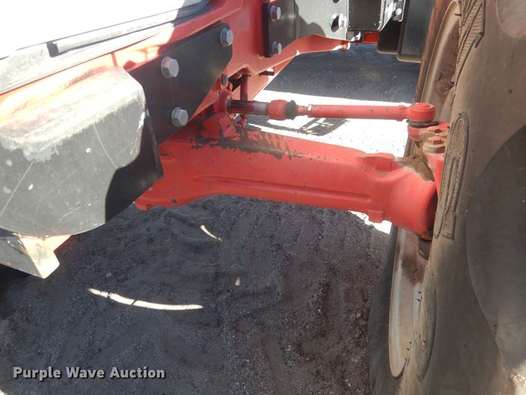 image for item HQ9537 2004 McCormick MTX120  MFWD tractor