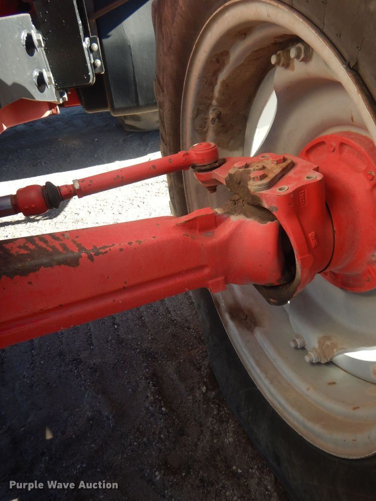 image for item HQ9537 2004 McCormick MTX120  MFWD tractor