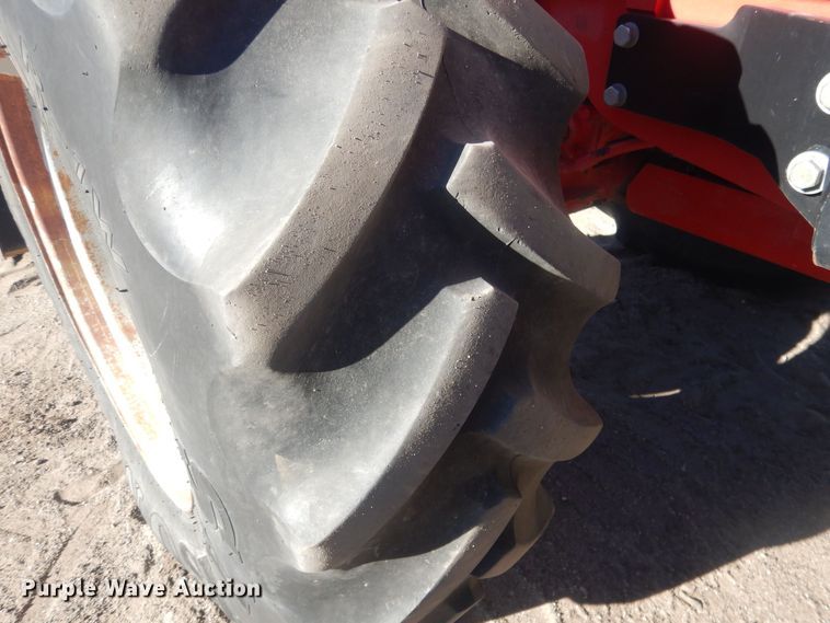 image for item HQ9537 2004 McCormick MTX120  MFWD tractor