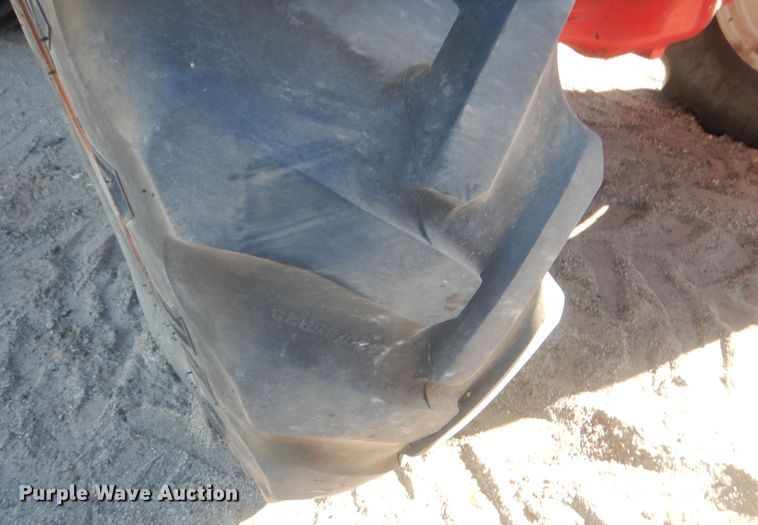 image for item HQ9537 2004 McCormick MTX120  MFWD tractor