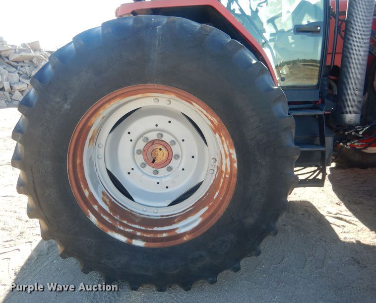 image for item HQ9537 2004 McCormick MTX120  MFWD tractor