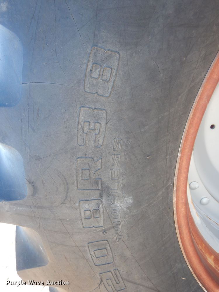 image for item HQ9537 2004 McCormick MTX120  MFWD tractor