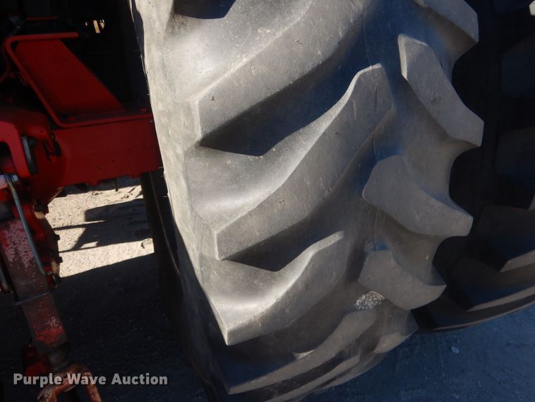 image for item HQ9537 2004 McCormick MTX120  MFWD tractor