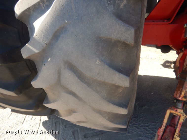 image for item HQ9537 2004 McCormick MTX120  MFWD tractor