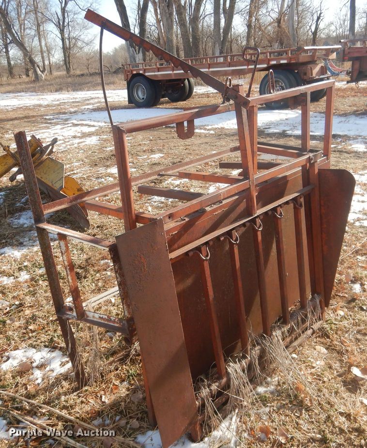 image for item HQ9549 Calf cradle