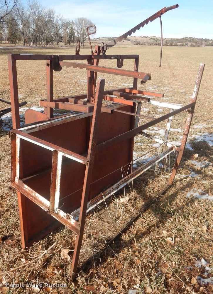 image for item HQ9549 Calf cradle