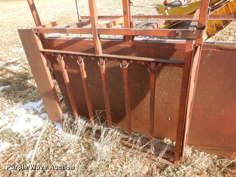 image for item HQ9549 Calf cradle