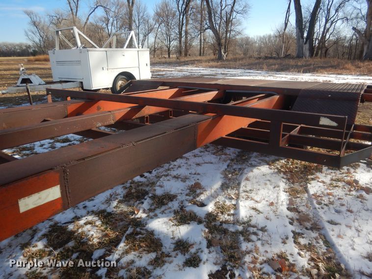 image for item HQ9553 Donahue  implement trailer