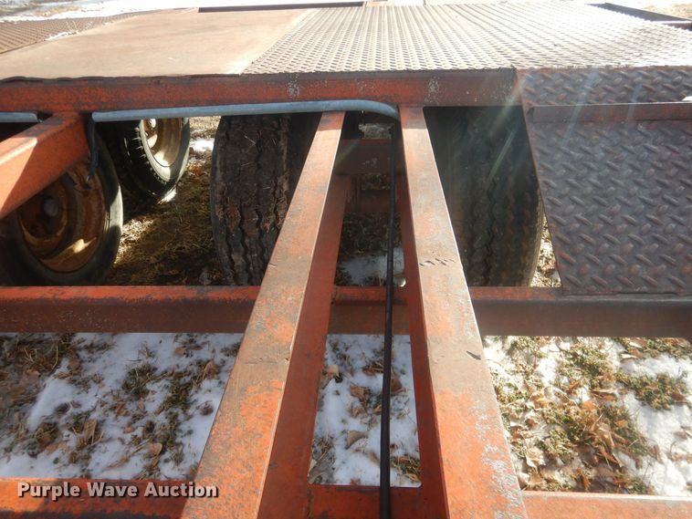 image for item HQ9553 Donahue  implement trailer