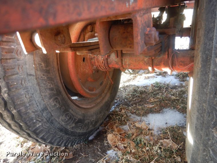 image for item HQ9553 Donahue  implement trailer