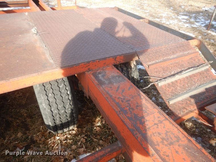 image for item HQ9553 Donahue  implement trailer