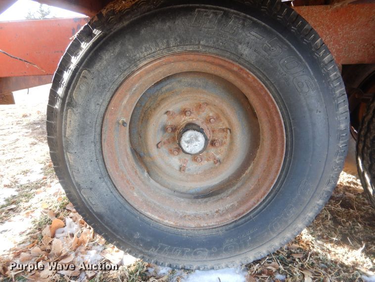 image for item HQ9553 Donahue  implement trailer