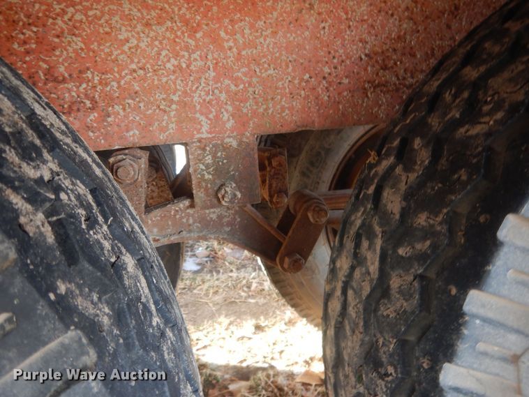 image for item HQ9553 Donahue  implement trailer