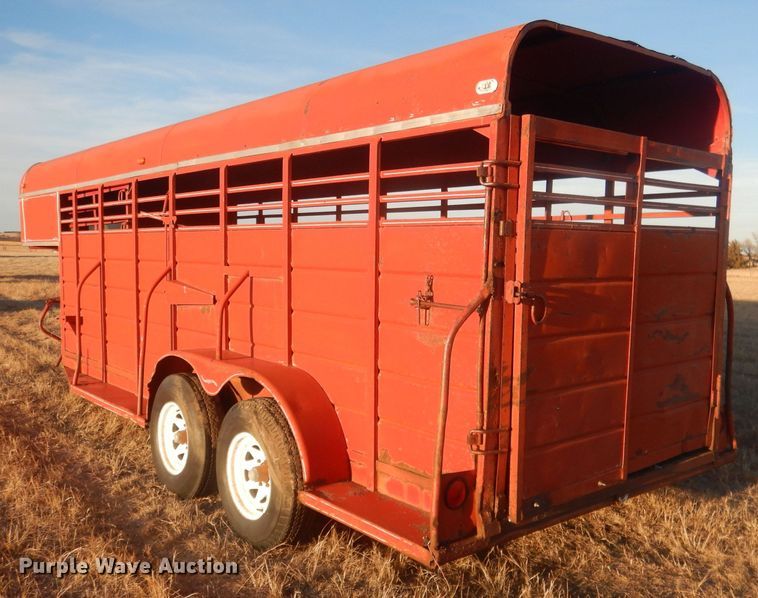 image for item HQ9559 1978  livestock trailer