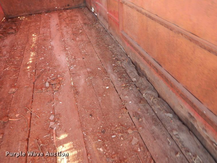 image for item HQ9559 1978  livestock trailer