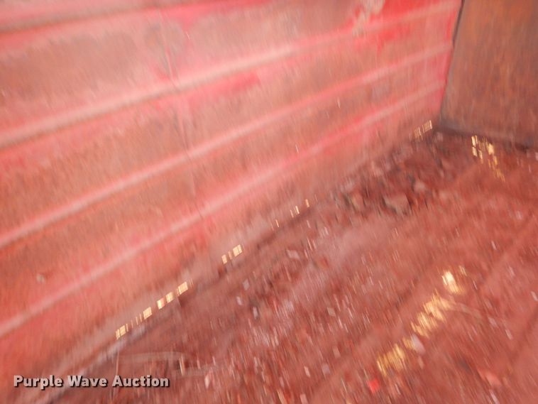 image for item HQ9559 1978  livestock trailer