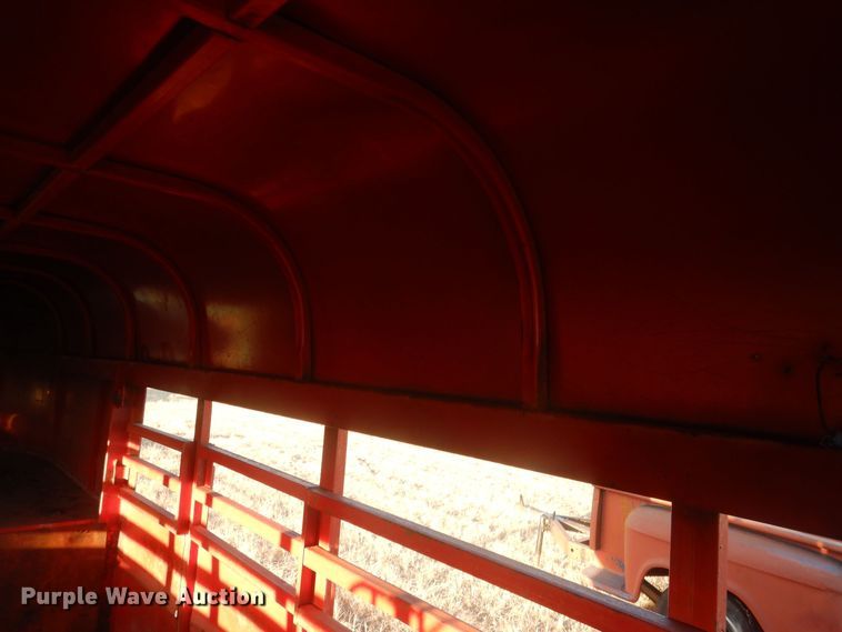 image for item HQ9559 1978  livestock trailer