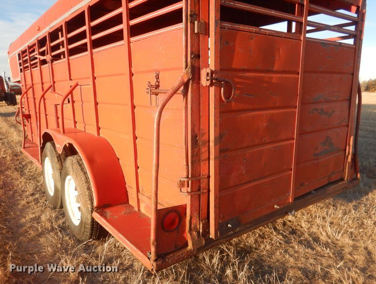 image for item HQ9559 1978  livestock trailer
