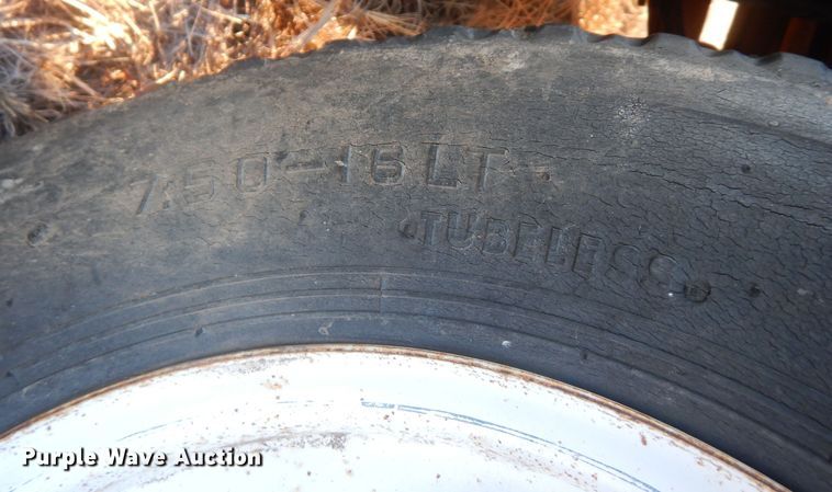 image for item HQ9559 1978  livestock trailer