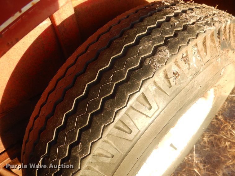 image for item HQ9559 1978  livestock trailer