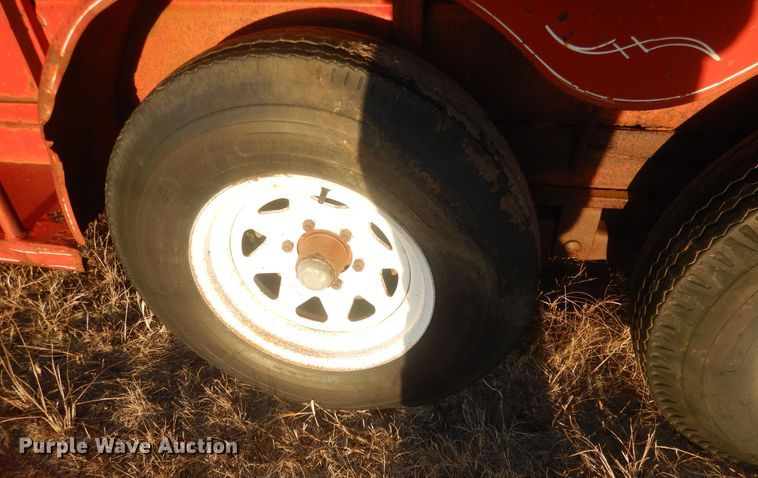 image for item HQ9559 1978  livestock trailer