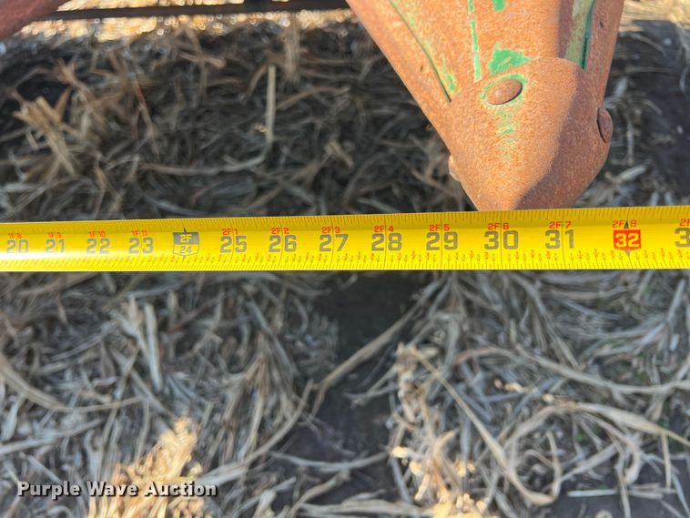 image for item ID9251 John Deere 853A  all-crop head