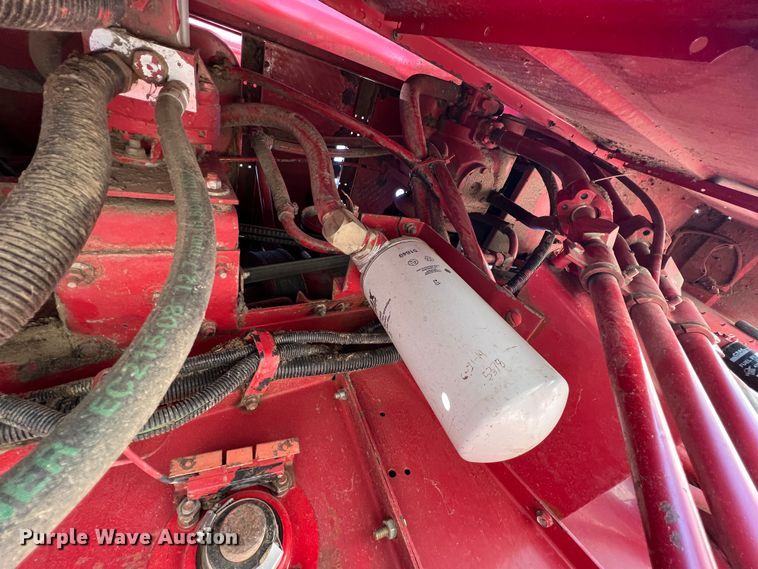 image for item ID9253 1994 Case IH 1688  RWA combine
