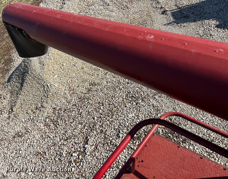 image for item ID9253 1994 Case IH 1688  RWA combine