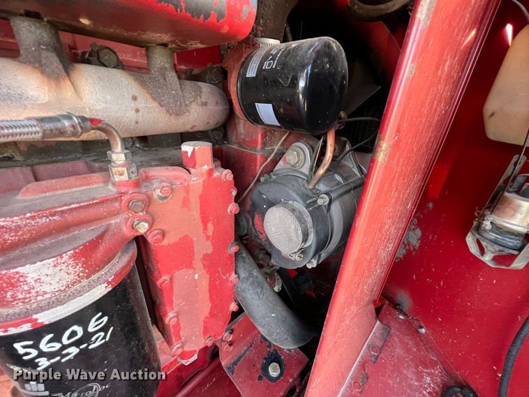 image for item ID9253 1994 Case IH 1688  RWA combine